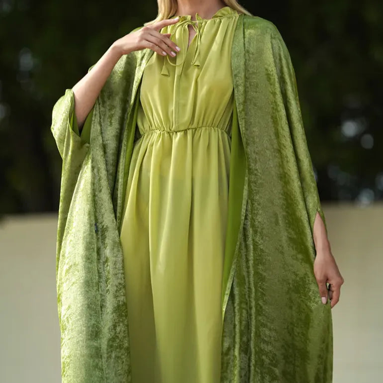 Apple Green Delight: Silky Abaya with Cool Inner Dress