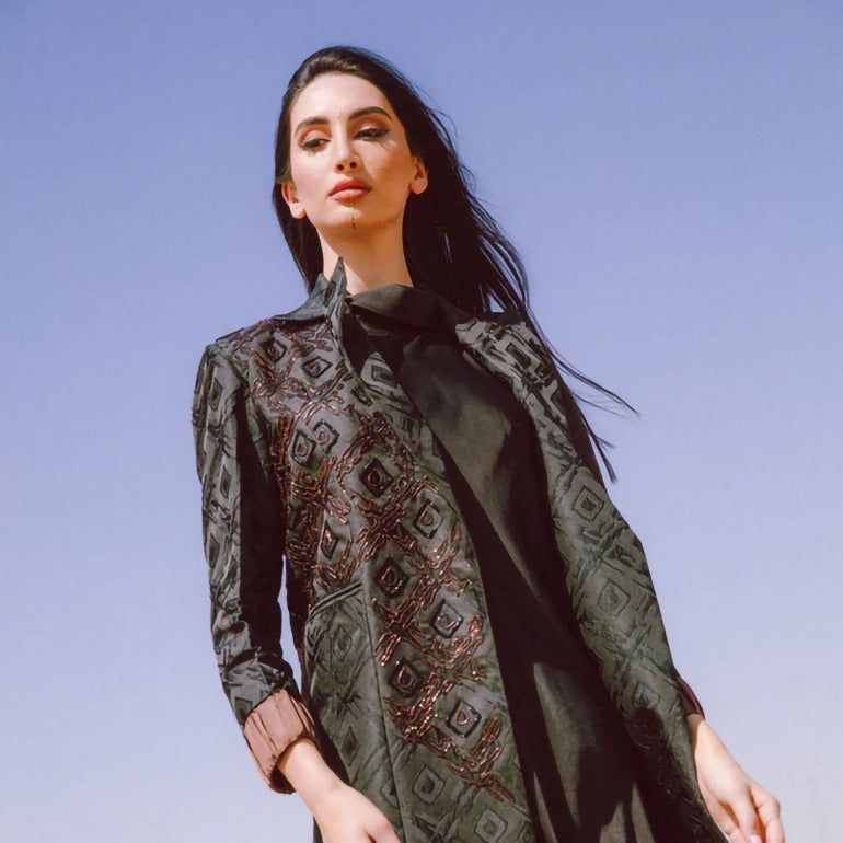 Chocolat Elegance: Jacquard Business Abaya with Austrian Beads