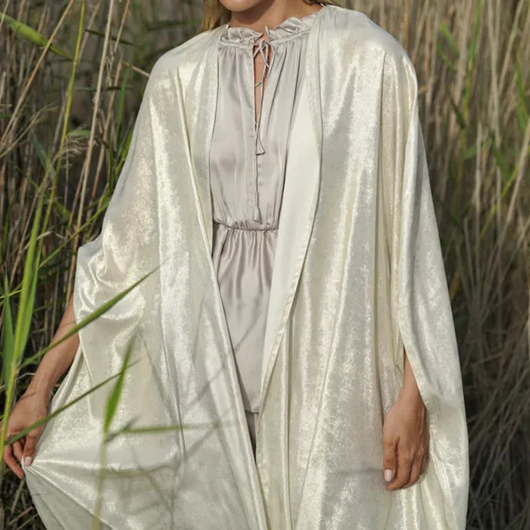 Ombre Chic: White Silk Cape Abaya with Lightweight Gray Inner Dress