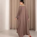 Traditional Elegance: Bisht Abaya with Machine Embroidery in Trio Colors