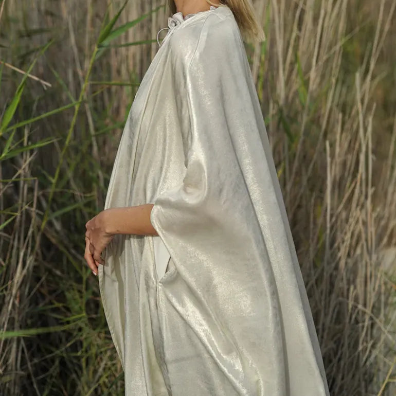 Ombre Chic: White Silk Cape Abaya with Lightweight Gray Inner Dress