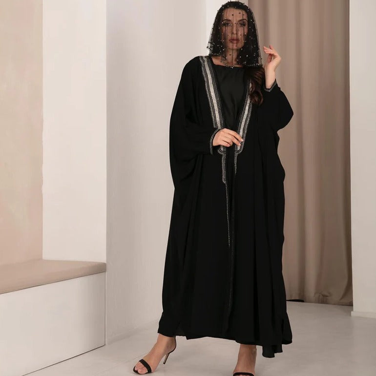 Traditional Elegance: Bisht Abaya with Machine Embroidery in Trio Colors